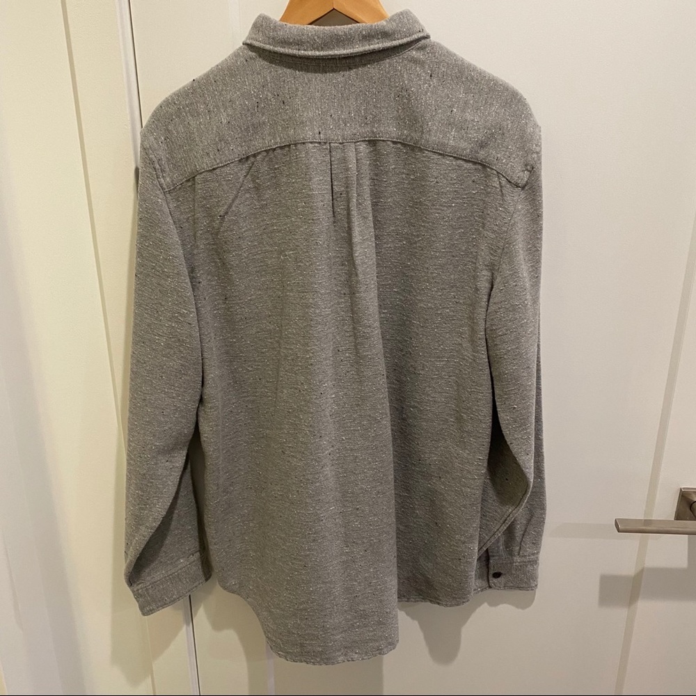 GAP Button Down - Picture 2 of 3